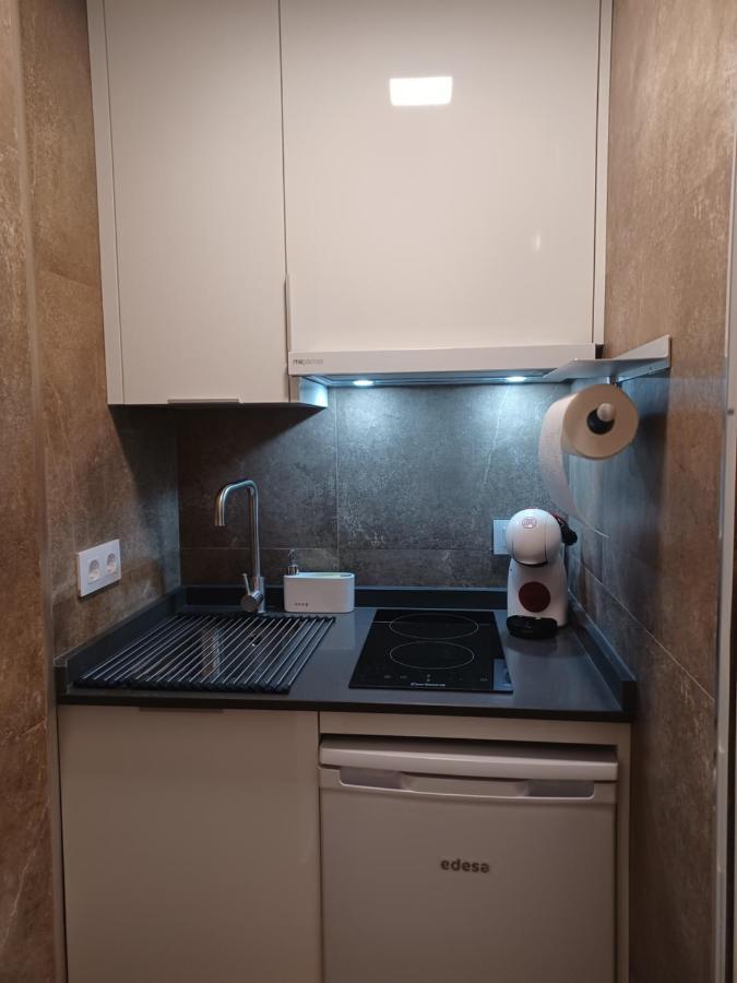 Acogedor Junto A Calle Betis, Triana-los Remedios * Sevilla